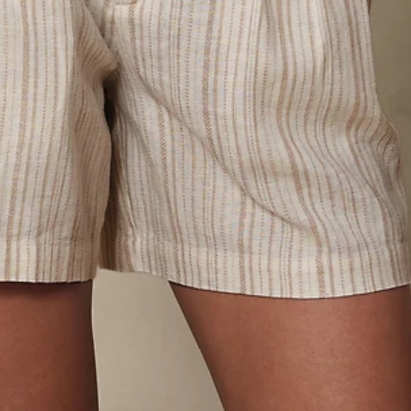 Banana Republic Linen Blend PaperBag Shorts NWT - Picture 3 of 4